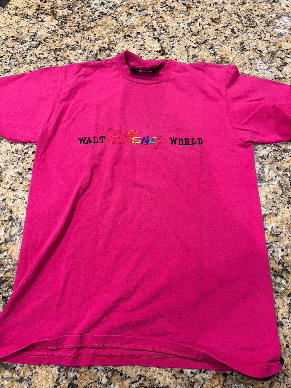 Vintage Disney Originals Walt Disney World Pink Embroidered Short Sleeve Tee S/M